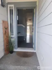 Inviting front entry