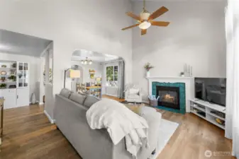 Spacious living room with fireplace