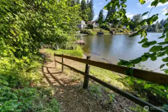 Trail to the lake