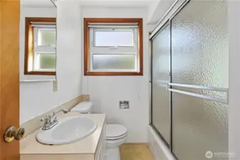 Main floor bath