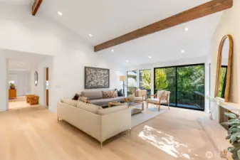 Custom built in 1966 with vaulted ceilings, the mid-century heritage is characterized by clean lines, minimal ornamentation and a focus on natural materials.