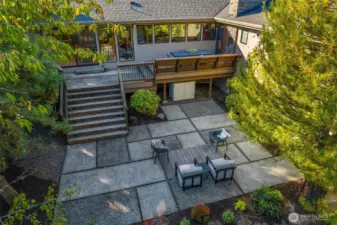 11,700 sq foot lot