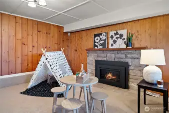 3rd gas fireplace.