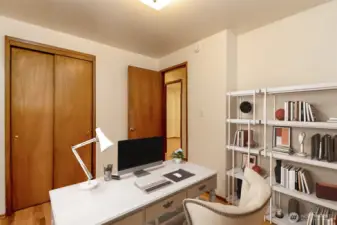 2nd bedroom