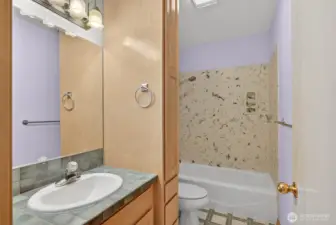 Downstairs full bath.