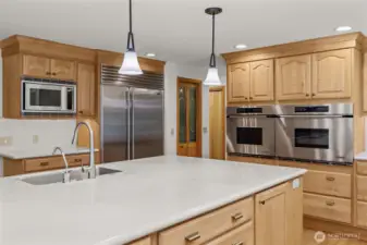 Stainless Steel Appliances for the Modern Cook