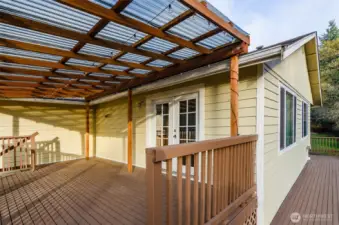 Plenty of room for your outdoor patio furniture