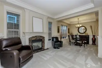 Fromal sitting room/Dining room