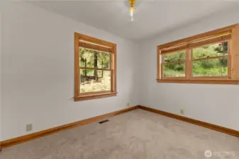 Craft room, office, guest room...you decide!
