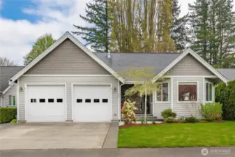 Welcome to 208 W. 1st Place in Nooksack!