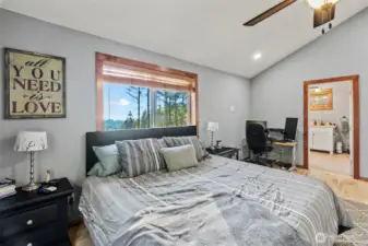 Primary En Suite #1