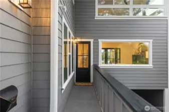 Welcome home! (No stairs)