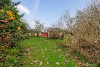 Dry storage shed and playhouse shed