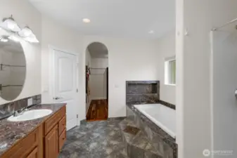 Primary bath