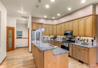 Notice the pantry to the left of the kitchen. This house is so clean!