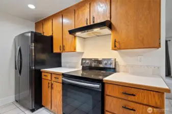 All appliances convey.