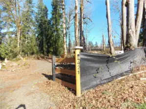 21 Young Rd, gate code needed to walk in