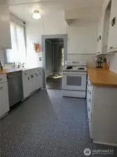 Kitchen new flooring