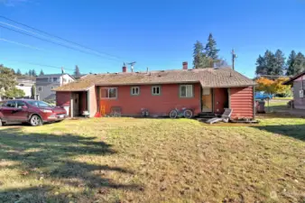 Unit B back entrance on right side - unit A back entrance on left side.  Good size yard to enjoy.