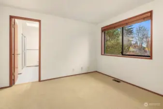 Bedroom 2 w/ensuite bath