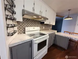 Kitchen with full freezer