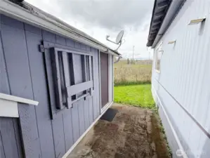 Exterior to Shop Space