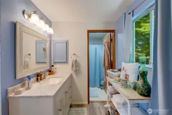 ensuite in primary