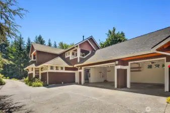 6 car garage parking