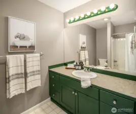 Full bath on second floor.
