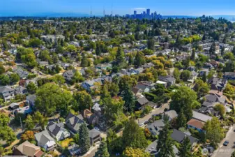 Close to all QA and this city has to offer!