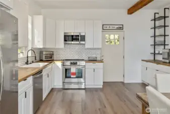Completely remodeled kitchen with modern finishes.