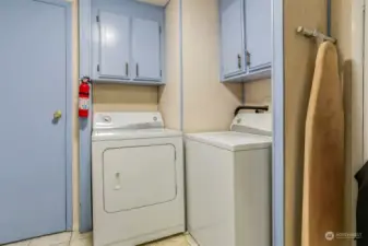 Laundry Room with sink