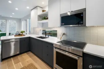 Photos are of model home 2009B. Floorplans and finishes may vary.