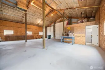 Huge garage/shop with doors on both sides