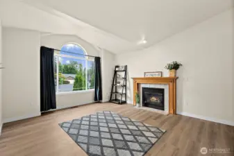 formal living rm upon entry