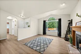 formal living rm upon entry