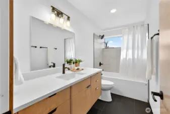 Upstairs bathroom (bathroom #3)