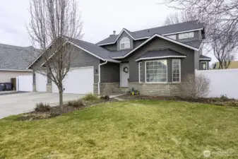 Recent exterior paint and new roof in 2025!