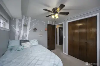 Again, getting a ton of natural light with the tasteful window placements of this home