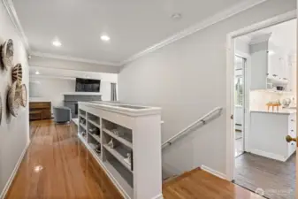 Hallway entryway to home off of front door