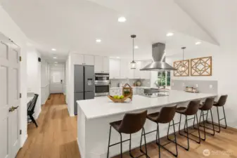 Refrigerator is virtually staged / photoshopped.