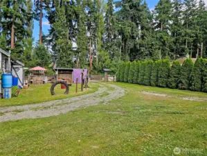 The lawn has been kept tidy, and the landscaping pruned beautifully!