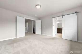 Primary suite