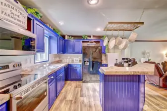 Main home center prep island