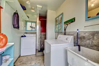 Lower level property bathhouse at the lake for convenience