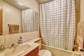 Park model bathroom