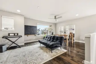 Loft space/second living room upstairs