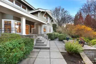 1944 home reimagined in 1998