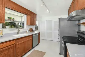 Plenty of counter space and storage in the kitchen.