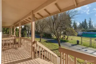 Covered front deck.